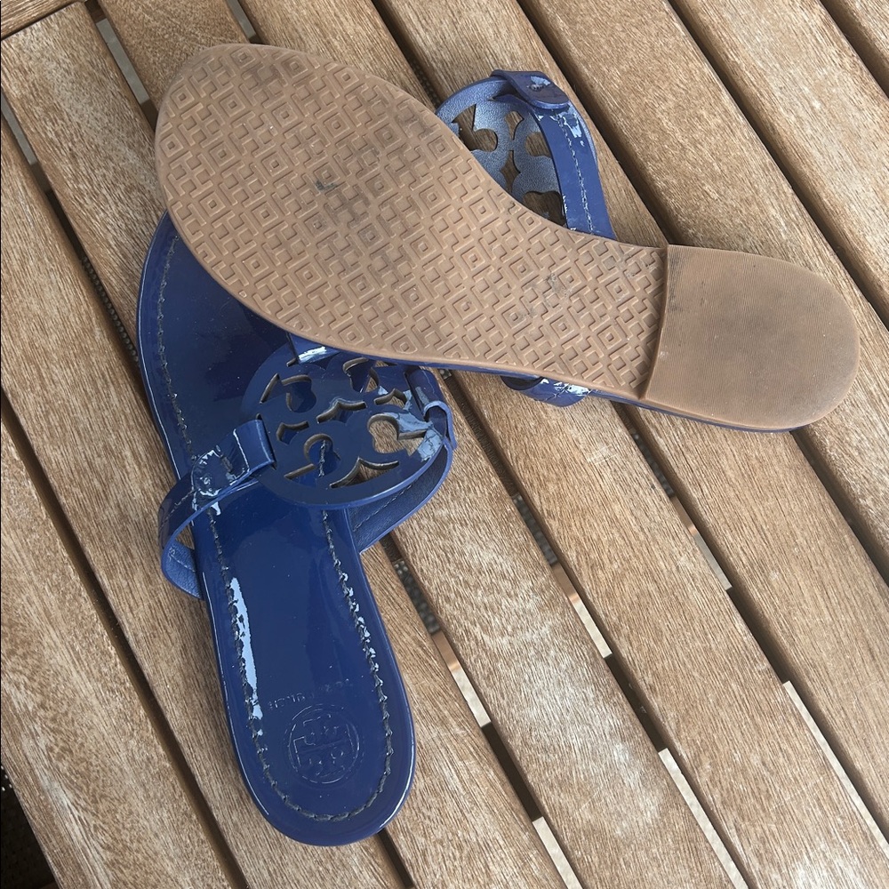 Tory Burch Navy Sandals - Picture 2 of 4